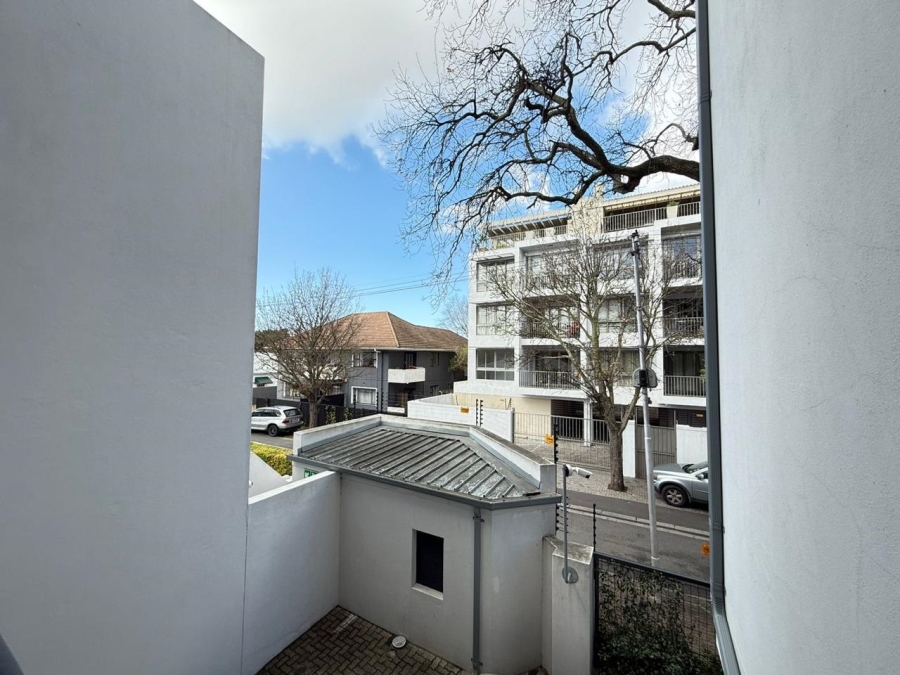 To Let 2 Bedroom Property for Rent in Wynberg Upper Western Cape